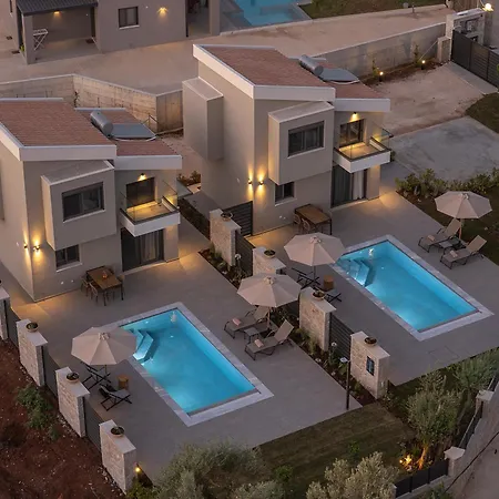 Ertha Retreat Homes Vila *